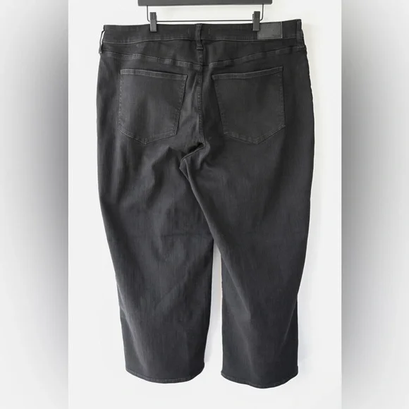 Madewell "Curvy Perfect Vintage Wide Leg" Jeans - Picture 9 of 9